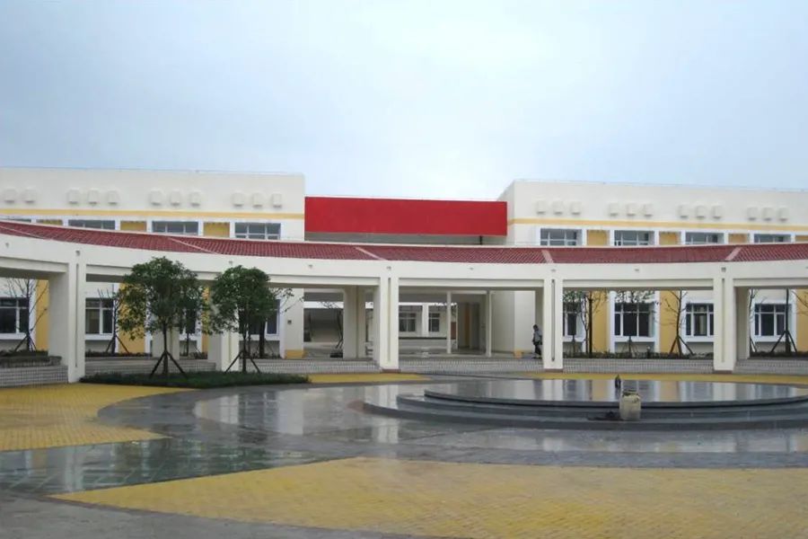 積極的學(xué)校善建者——十二公司承建學(xué)校工程盤(pán)點(diǎn)！(圖18)